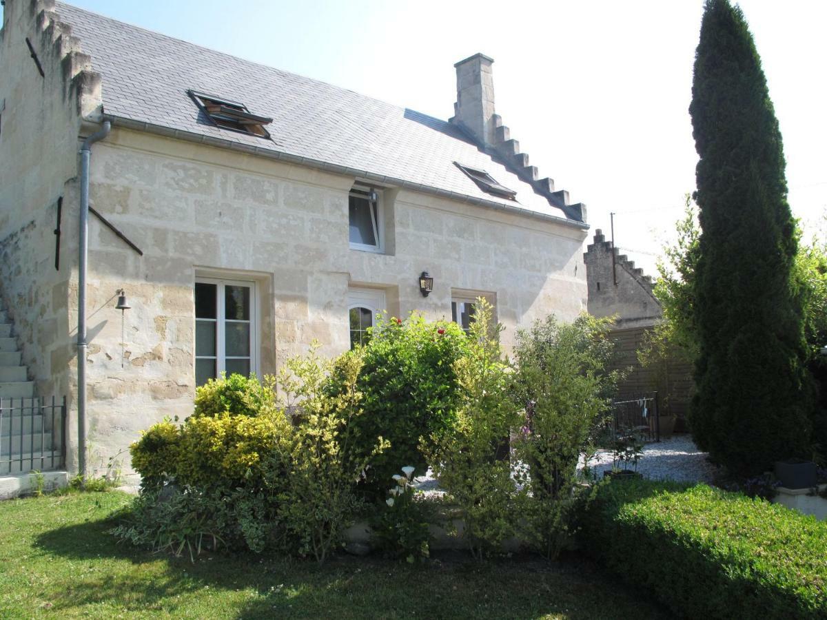 La Maison Des Chiens Rouges Berneuil-sur-Aisne Εξωτερικό φωτογραφία